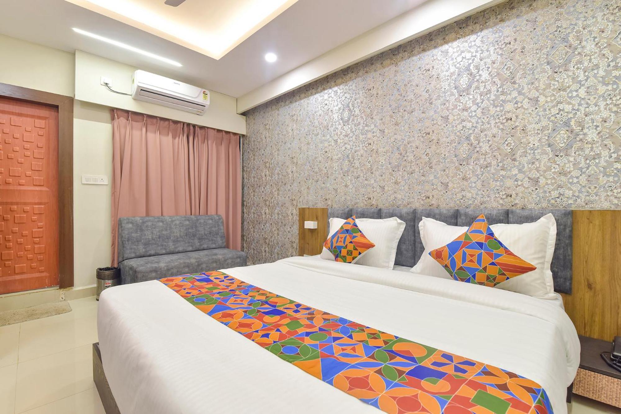 Fabhotel The Max Glory Indore Esterno foto