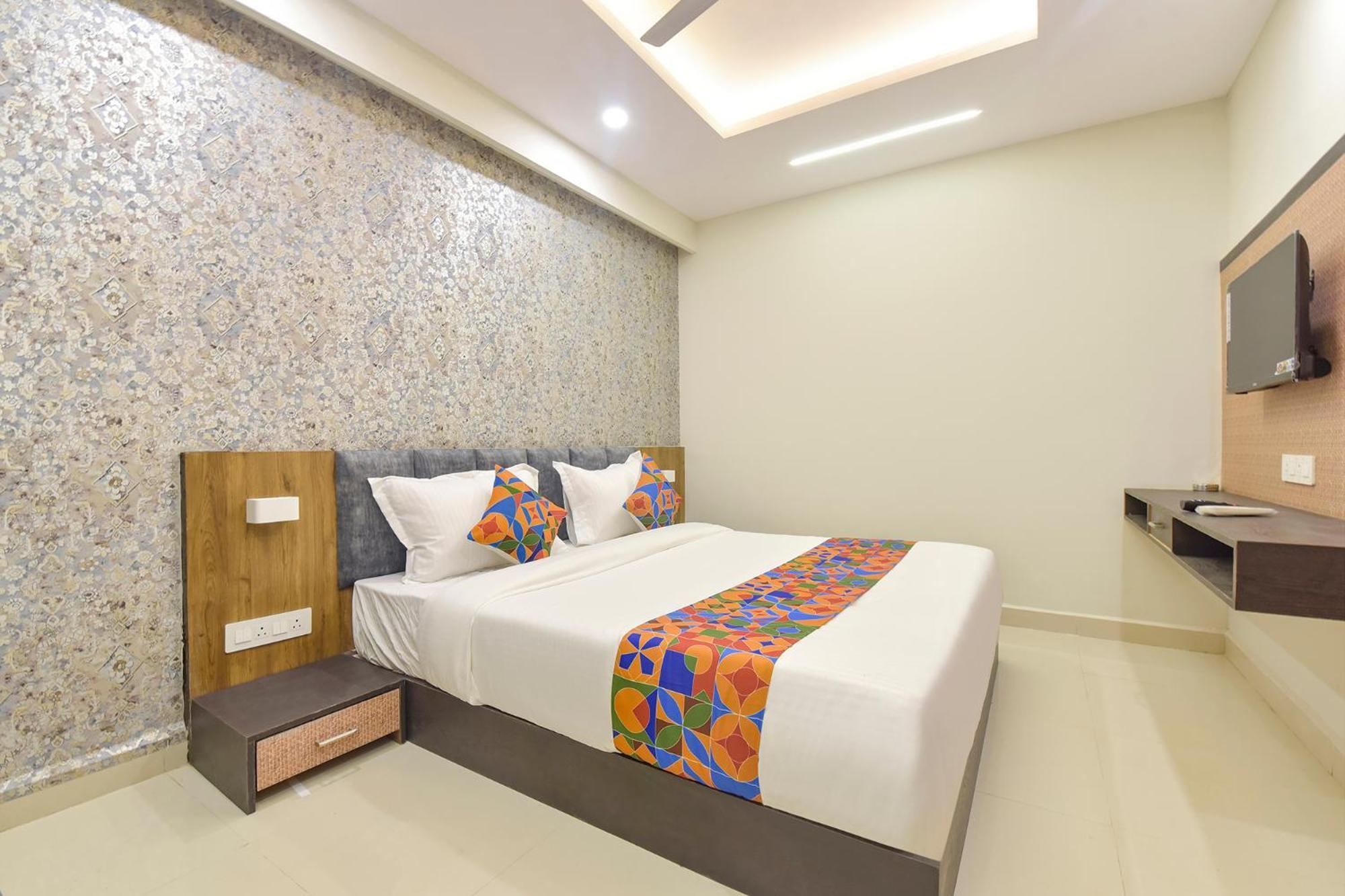 Fabhotel The Max Glory Indore Esterno foto